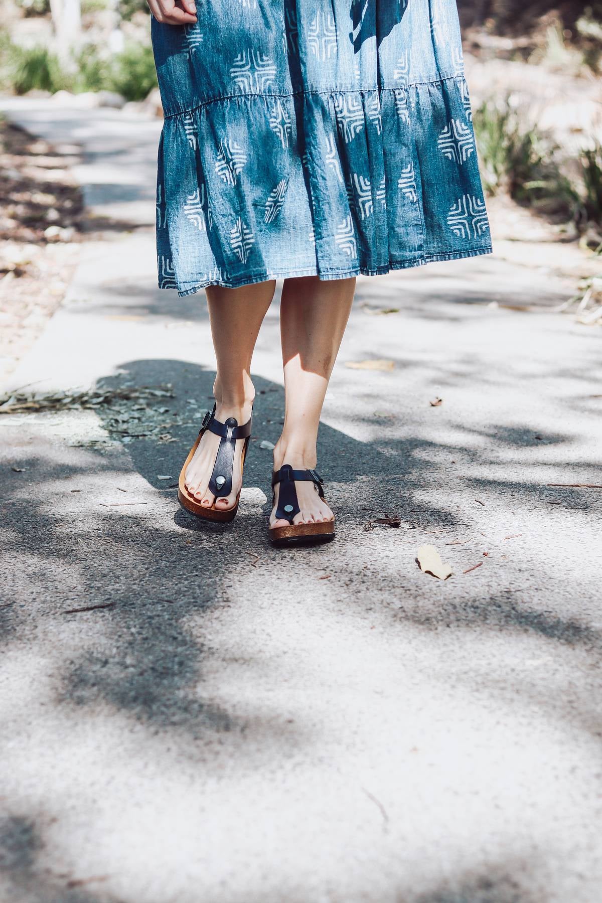 NAVY WOMEN SANDAL
