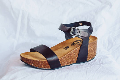 BLACK WEDGED WOMEN SANDAL
