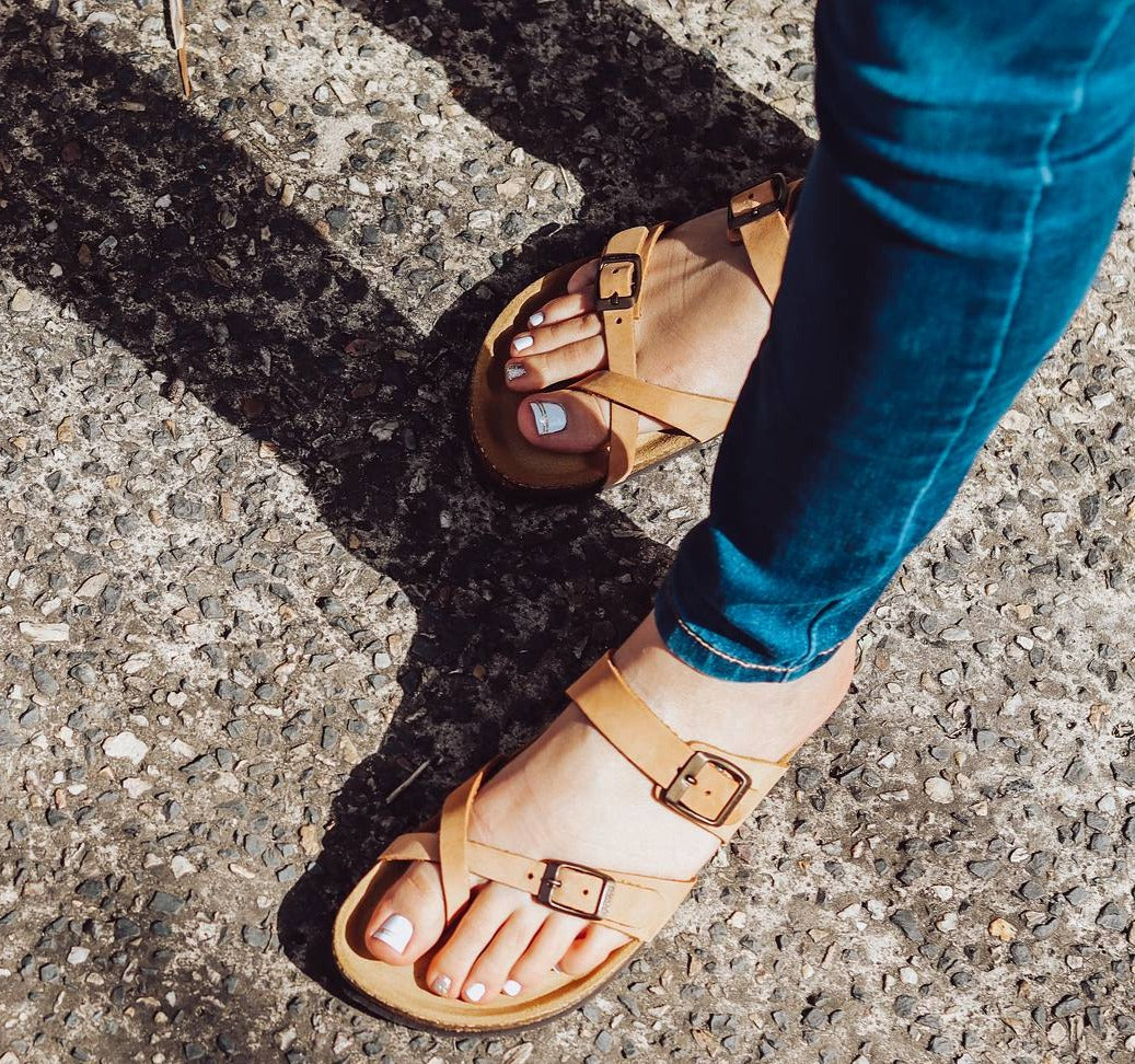 TAN LEATHER CASUAL SLIDE