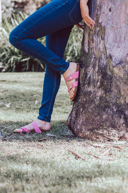 HOT PINK LEATHER CASUAL SLIDE